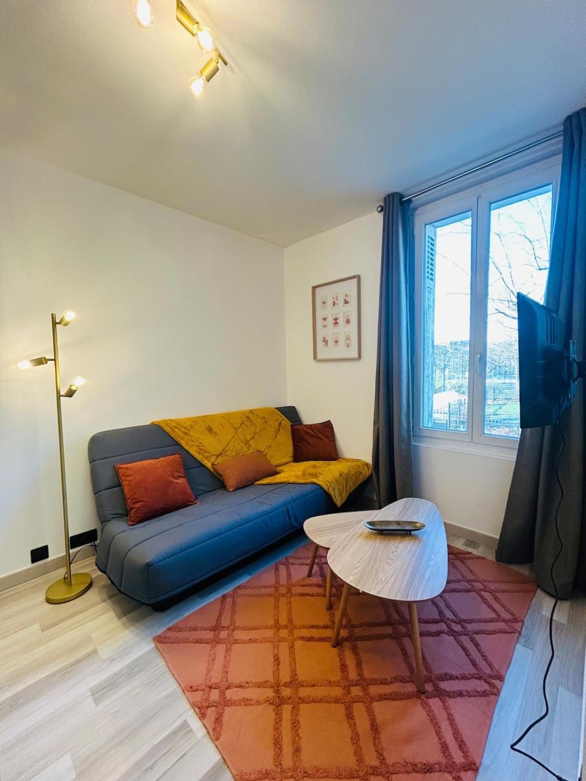 Appartement Charmant Proche Gare Tours Eksteriør billede