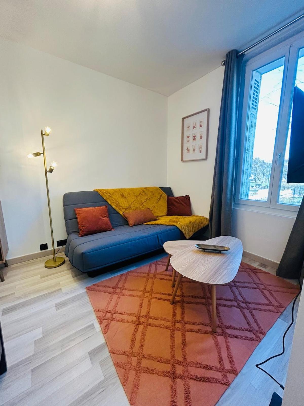 Appartement Charmant Proche Gare Tours Eksteriør billede